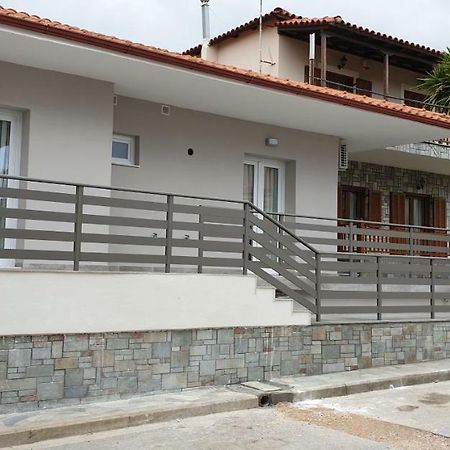 Apartmán Chriselia Nea Roda Exteriér fotografie